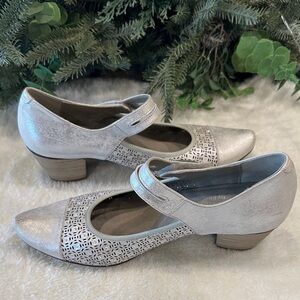 Dorking silver/ dress shoes